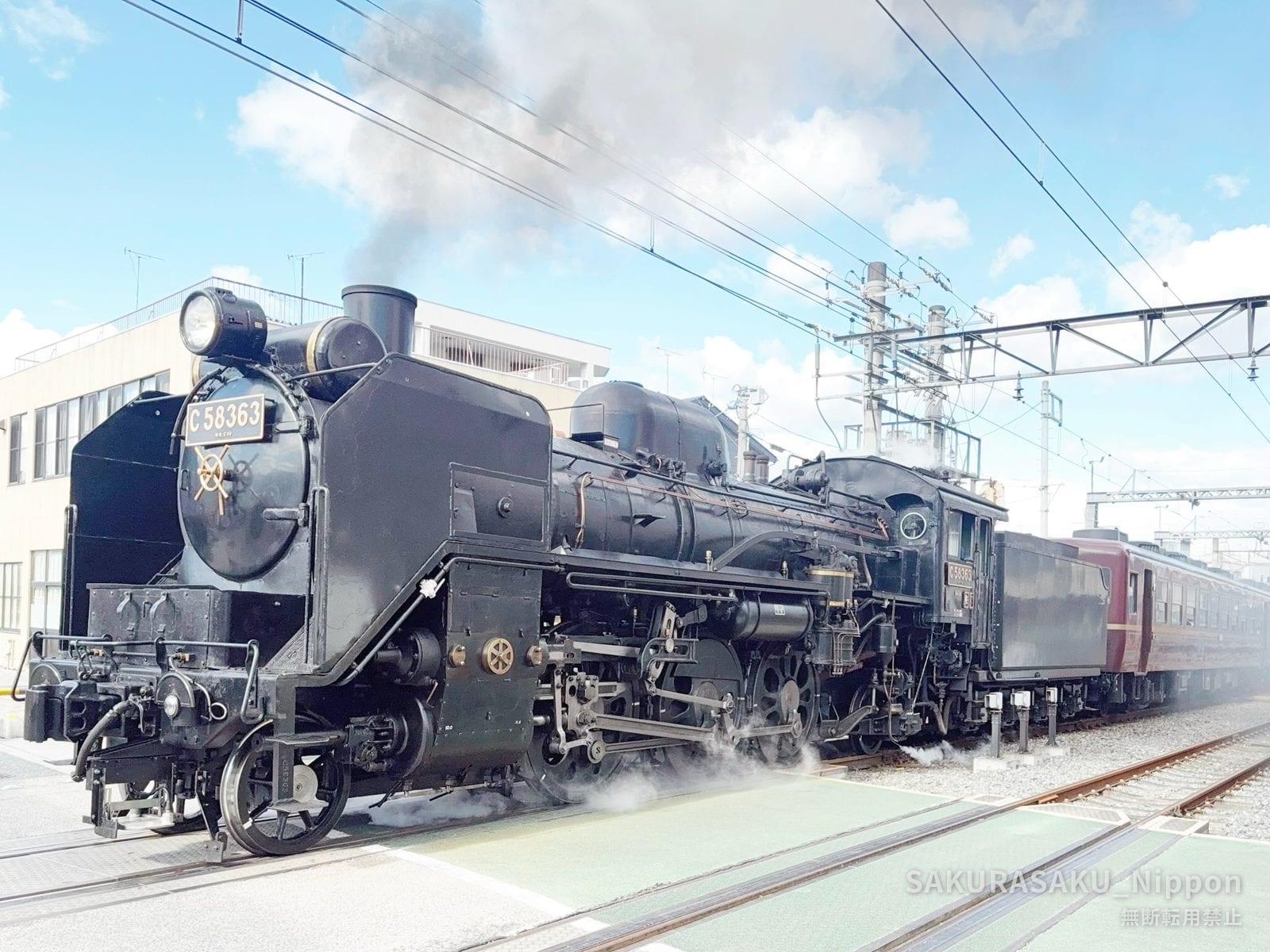 The Paleo Express: A 1944 Locomotive Still Works This Valley
