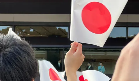 The New Year Greeting at the Imperial Palace: Japan's Ippan Sanga